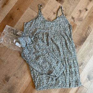 Carly Jean Los Angeles morgan dress navy floral print XL NWT